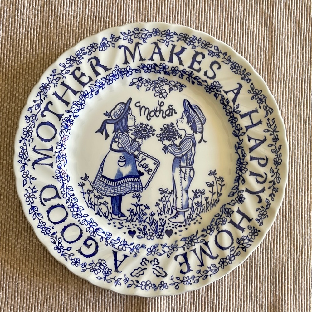 9 inch plate  Royal Crown Ford by Norma Sherman